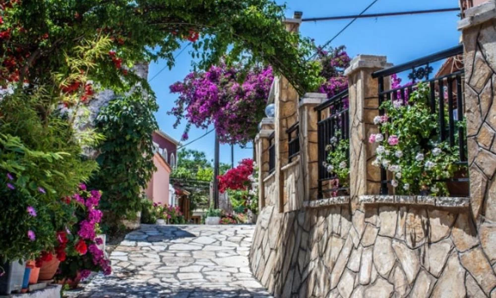 Κέρκυρα: Δυο χωριά που έχουν βγει σαν από παραμύθι